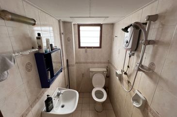 Subang Perdana Goodyear Court 10