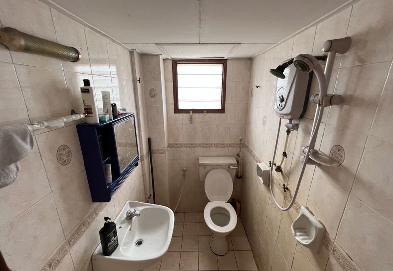 Subang Perdana Goodyear Court 10