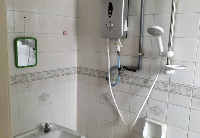 Subang Perdana Goodyear Court 8