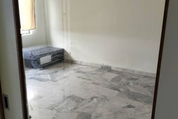 Subang Perdana Goodyear Court 8