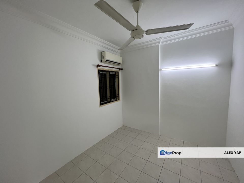 Indahria Apartment/ Seksyen 22 Shah Alam/ Freehold/Renovated/100% Full Loan/Good Condition, Selangor, Shah Alam