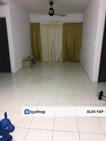 Laguna Biru 2 Apartment/ Kundang Rawang/ 100% Full Loan/ Bumi Lot/ Middle Floor/ Sale, Selangor, Rawang