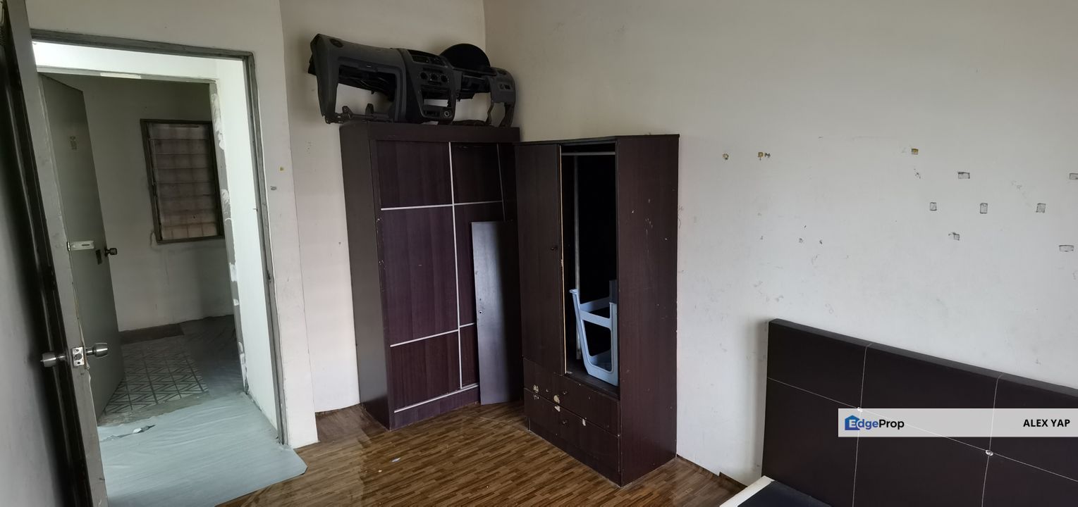 Sri Meranti Pangsapuri/ Bandar Sri Damansara/ Freehold/ Non Bumi lot/ Level 1st floor/ Block P/ Sale, Selangor, Bandar Sri Damansara