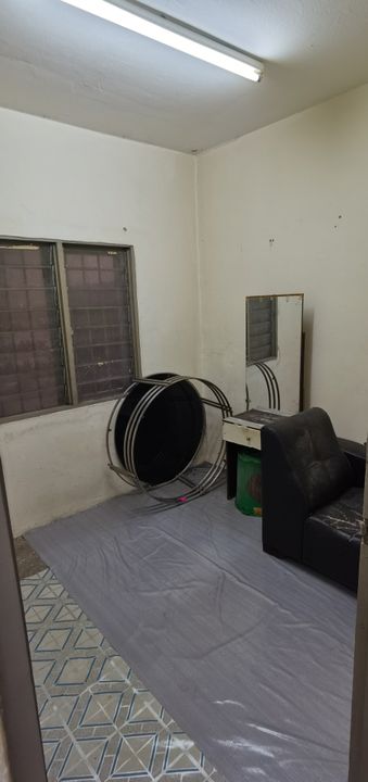 Sri Meranti Pangsapuri/ Bandar Sri Damansara/ Freehold/ Non Bumi lot/ Level 1st floor/ Block P/ Sale, Selangor, Bandar Sri Damansara