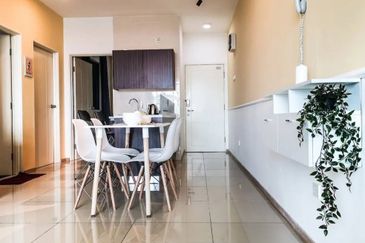 Vista Alam Serviced Apartment