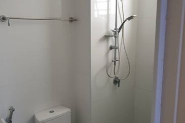 Vista Alam Serviced Apartment