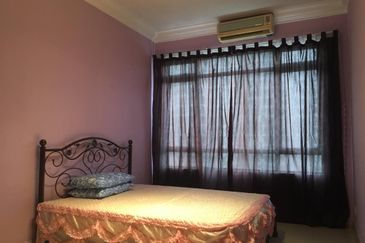 Royal Domain Sri Putramas II