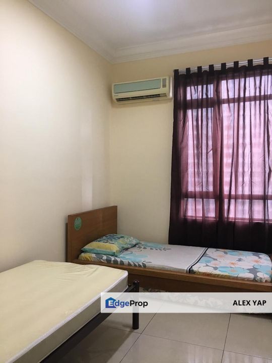 Condominium Royal Domain/ Sri Putramas 2/ Freehold/ Non Bumi Lot/ Fully Furnished/ Facing Pool View/ Block B1/ Sale, Kuala Lumpur, Dutamas