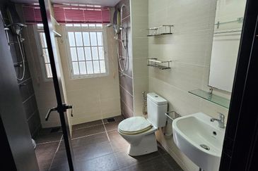 Casa Prima Condominium