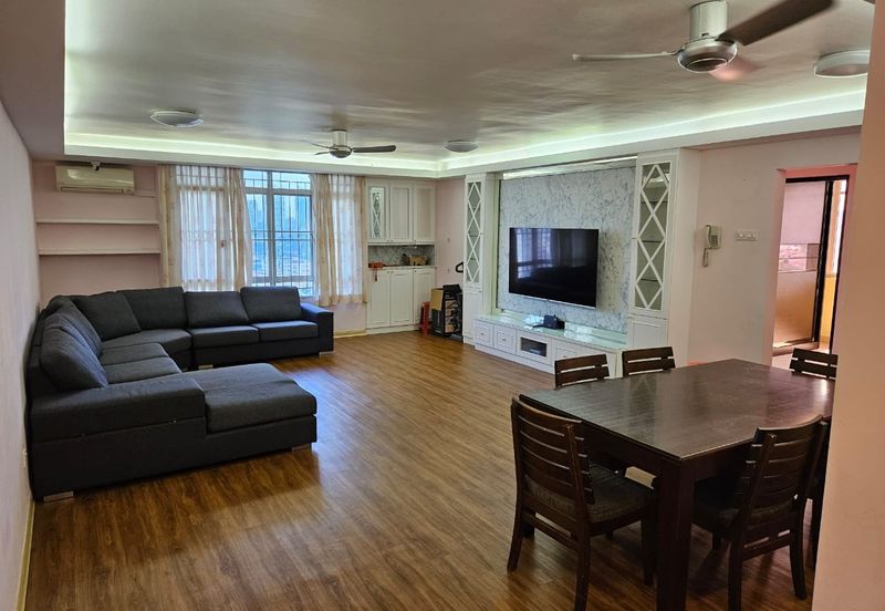 Casa Prima Condominium