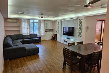 Casa Prima Condominium