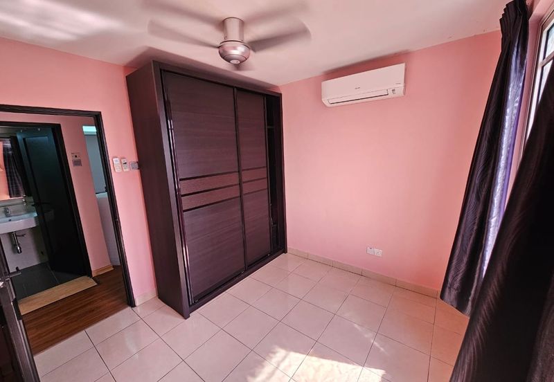 Casa Prima Condominium