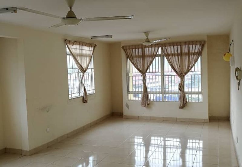 Casa Prima Condominium