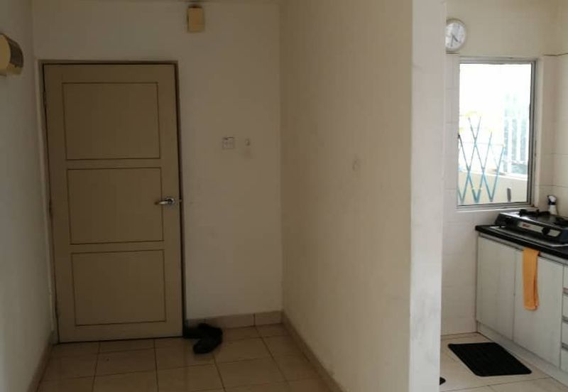 Casa Prima Condominium