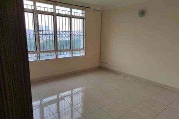 Casa Prima Condominium