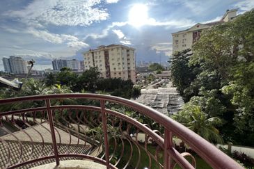 Villa Angsana Condominium