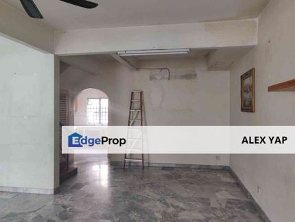 2 Storey Terrace House/ Taman Bukit Angsana Cheras/ Non Bumi Lot/ Partially Renovated/ Sale, Selangor, Cheras