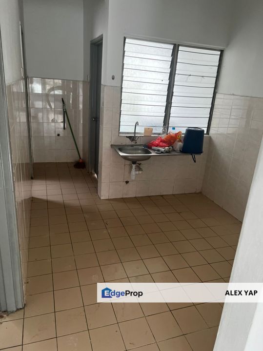 2 Storey Terrace House/ Bandar Mahkota Cheras/ Freehold/ Non Bumi Lot/ Near University Tunku Abdul Rahman/ Sale, Selangor, Cheras