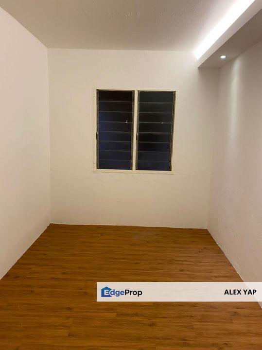 Idaman Apartment/ Damansara Damai/ Full Renovation/ Low Deposit/ Low Floor/ Good Roi/ Sale, Selangor, Damansara Damai