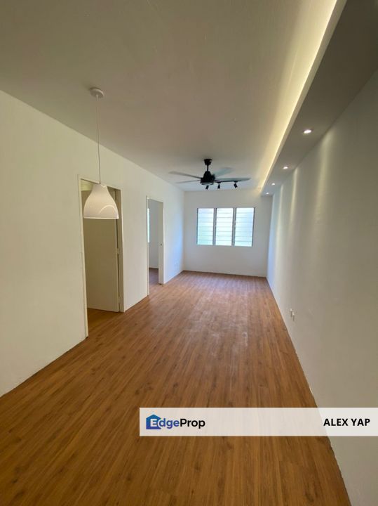 Idaman Apartment/ Damansara Damai/ Full Renovation/ Low Deposit/ Low Floor/ Good Roi/ Sale, Selangor, Damansara Damai