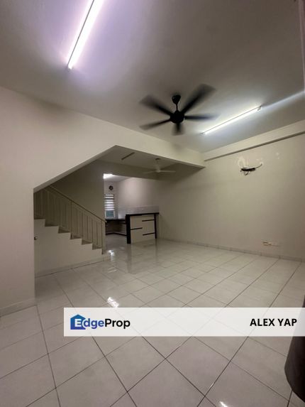 Maple Hillpark/ Double Storey Terrace House/ Puncak Alam Sungai Buloh/ Non Bumi Lot/ Basic Unit, Selangor, Sungai Buloh