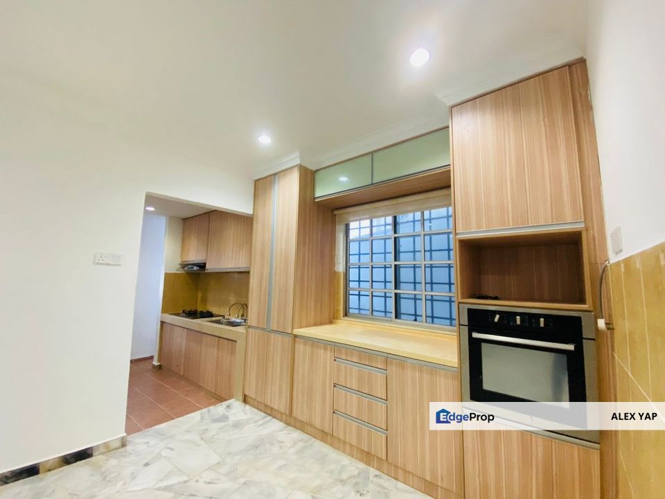 Taman Bukit Kajang Baru/ Double Storey Terrace House/ Near MRT Kajang/ Freehold/ Individual Title/ Non Bumi Lot/ Kajang/Sale, Selangor, Kajang