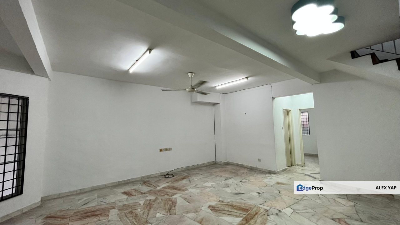 Bandar Sunway Semenyih, Double Storey Terrace House, Freehold, Non Bumi Lot, 20 x 65 sqft, key on hand easy arrange viewing, Sale, Selangor, Semenyih