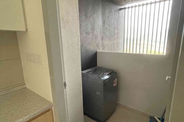 Emerald 9 Condominium