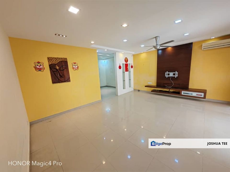 Flora Impian Segambut Sri Sinar Kepong 3 storey Renovated unit to SELL