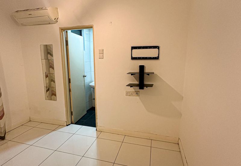 Vista Alam Serviced Apartment