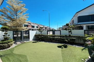 ATHIRA, Bandar Bukit Raja