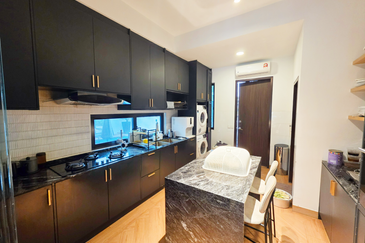 ATHIRA, Bandar Bukit Raja