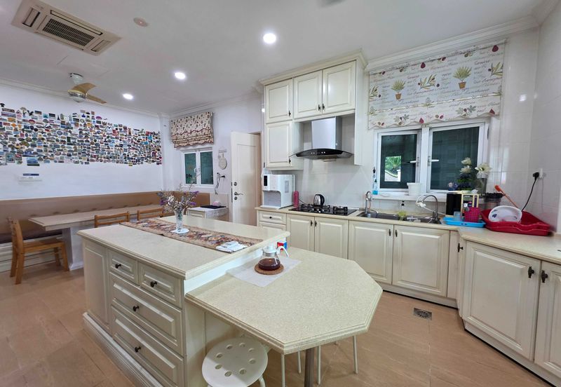 Seksyen 10, Shah Alam