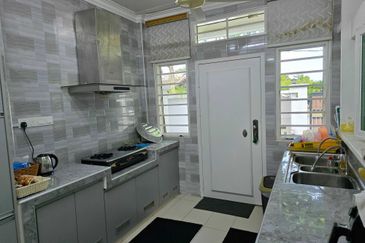 Seksyen 10, Shah Alam