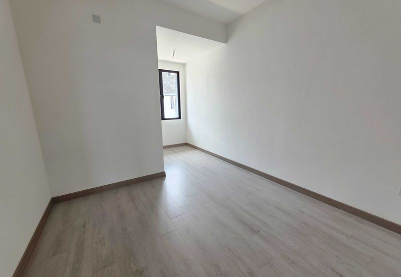 Nadira 3 @ Bukit Raja