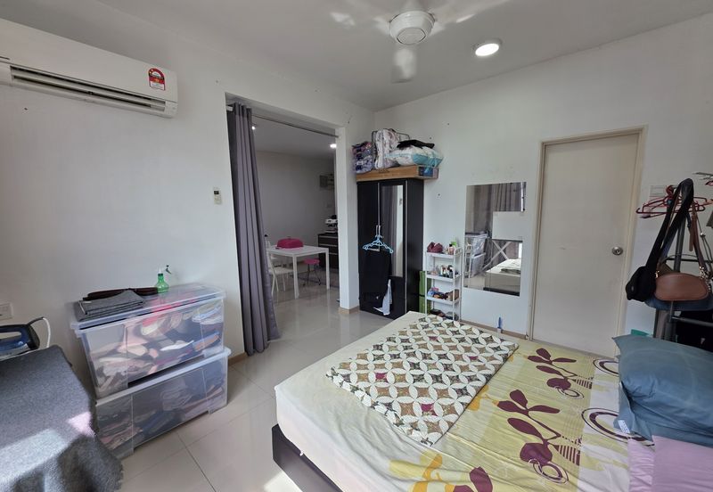 Vista Alam Serviced Apartment