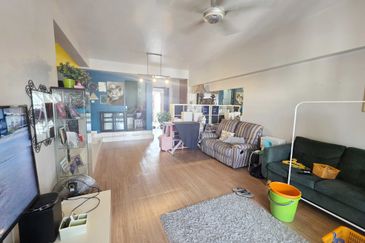 Sterling Condominium