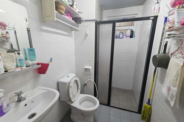 Sterling Condominium