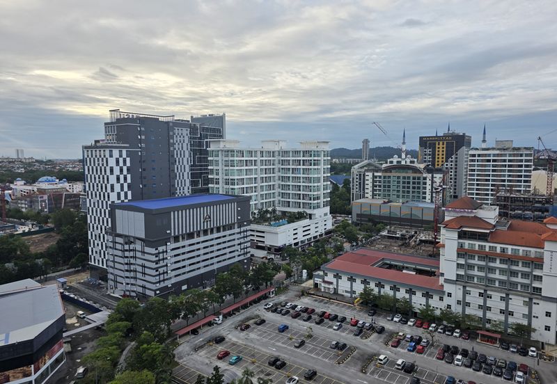 Vista Alam Serviced Apartment