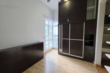 Amaya Saujana, Saujana Subang