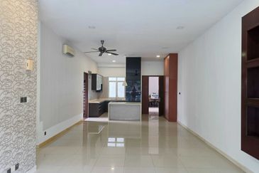 Amaya Saujana, Saujana Subang