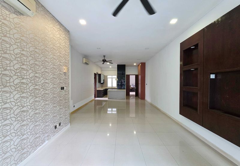 Amaya Saujana, Saujana Subang