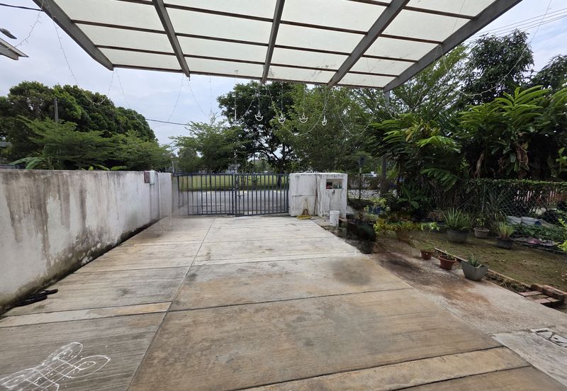 Persiaran Puncak Alam 1 