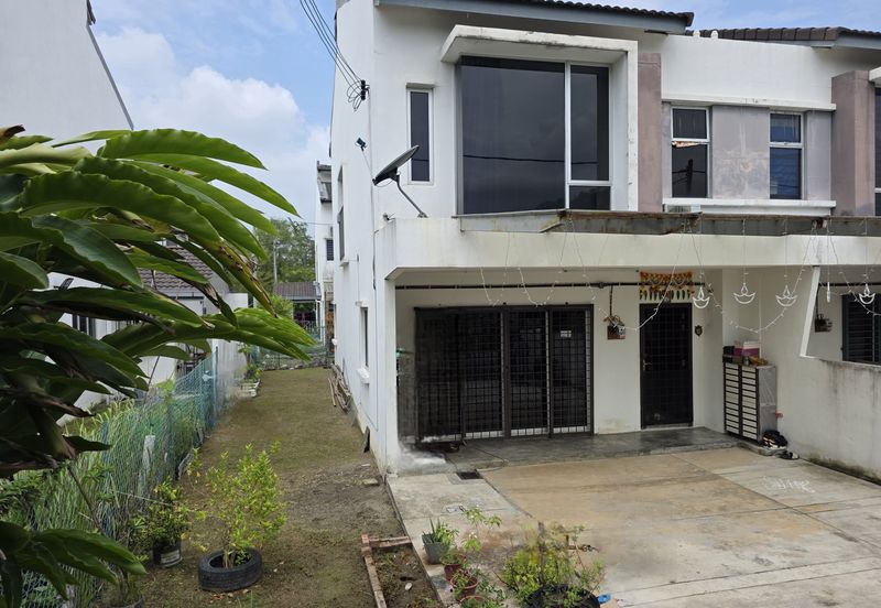 Persiaran Puncak Alam 1 