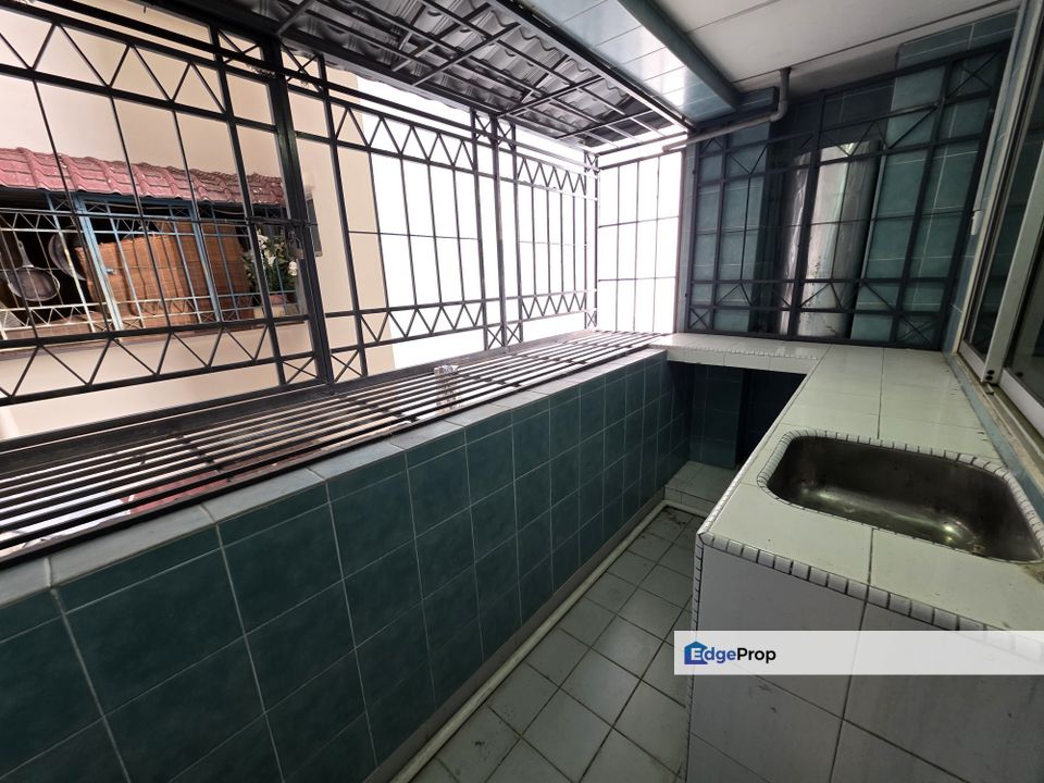 Kemuncak Shah Alam, Selangor, Shah Alam