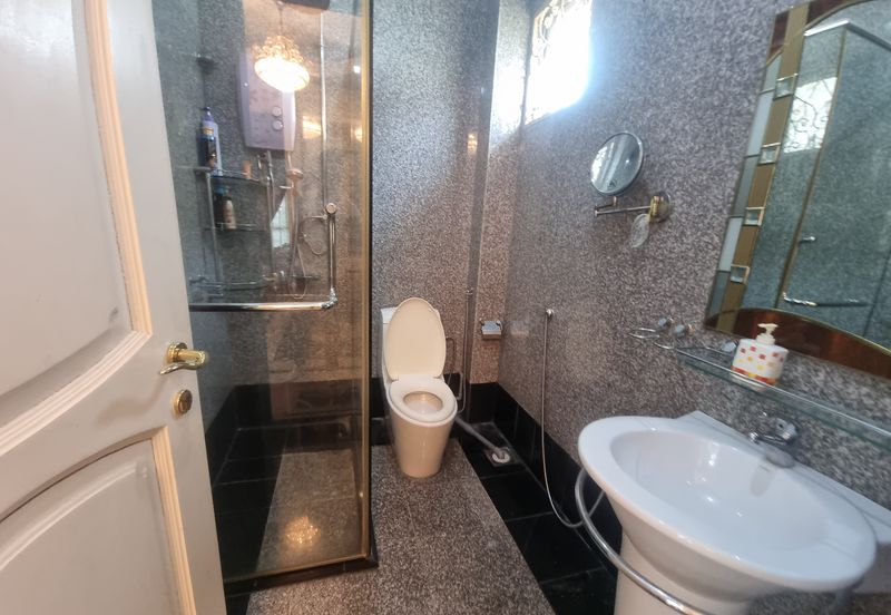 Seksyen 8, Shah Alam