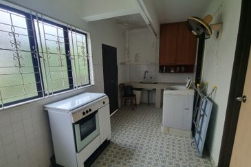 Jalan Kerayung 3/13C 