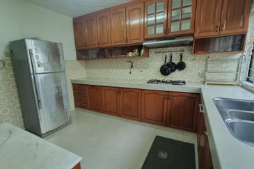 Jalan Kerayung 3/13C 