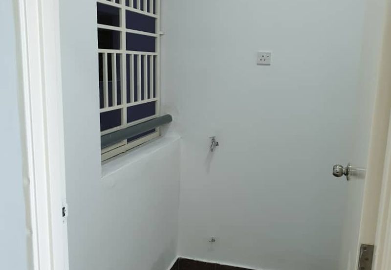 Vista Alam Serviced Apartment