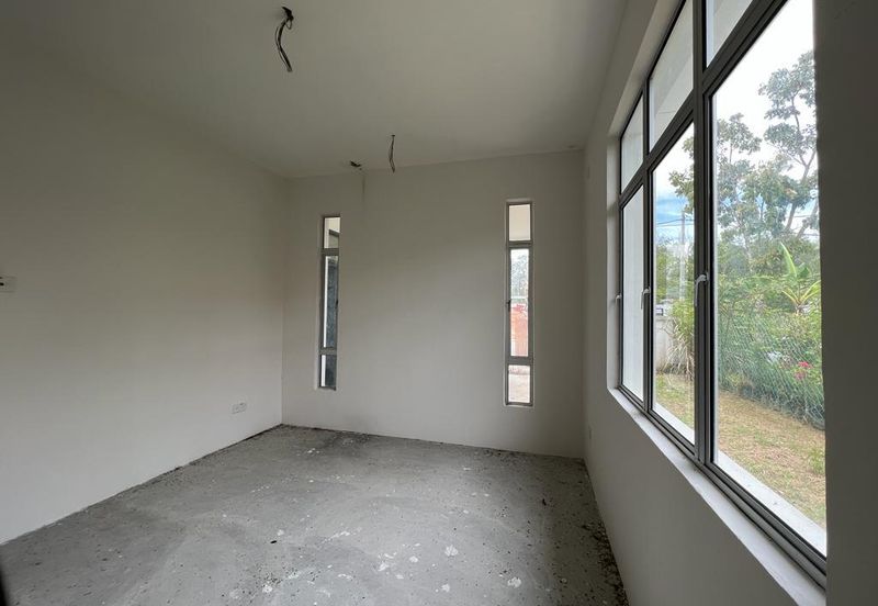 Corner Lot Springdale Bungalow at Bandar Tasik Senangin Lenggeng 